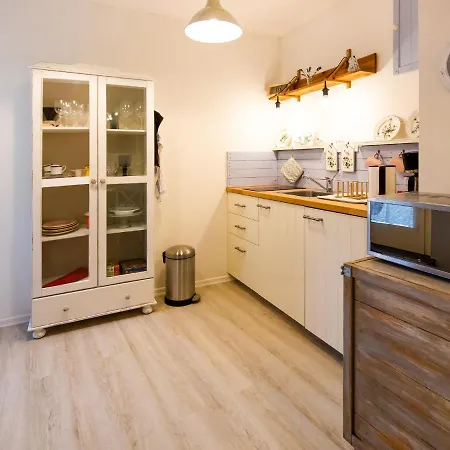 Apartment Elegant Apartment in Naumburg with Terrace
