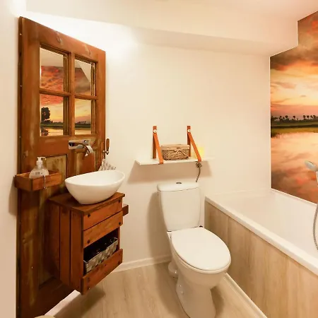 Apartment Elegant Apartment in Naumburg with Terrace *